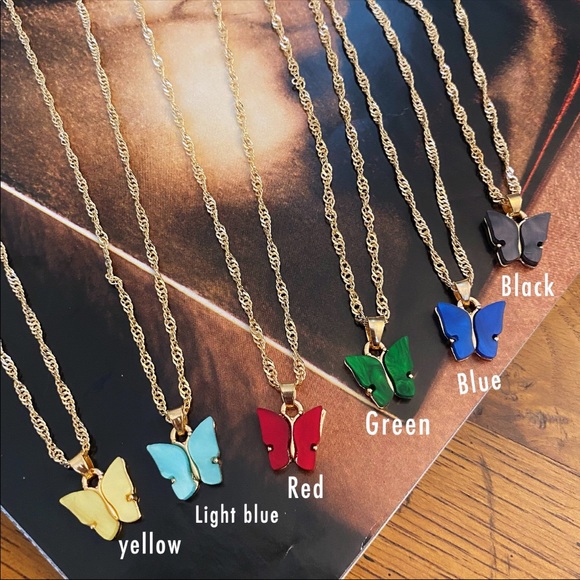 Butterfly necklace, acrylic butterfly necklace 18k gold plated necklace - Picture 3 of 5